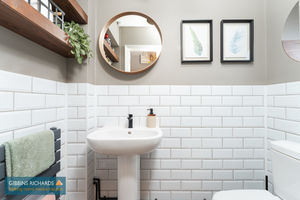 WC- click for photo gallery